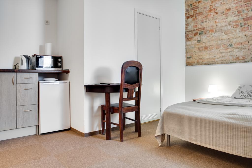 Janne Hotel Riga Exterior photo