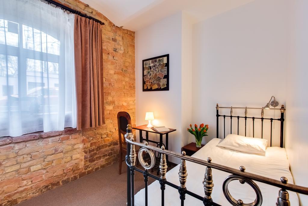Janne Hotel Riga Room photo