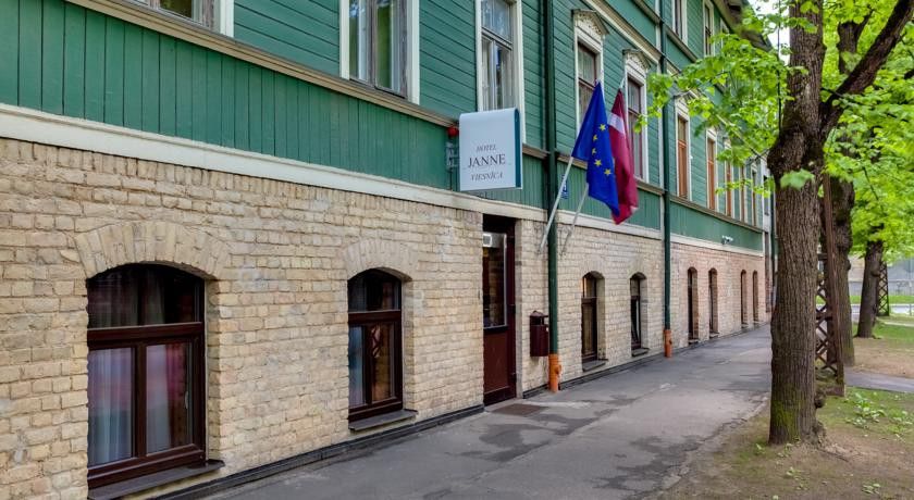 Janne Hotel Riga Exterior photo